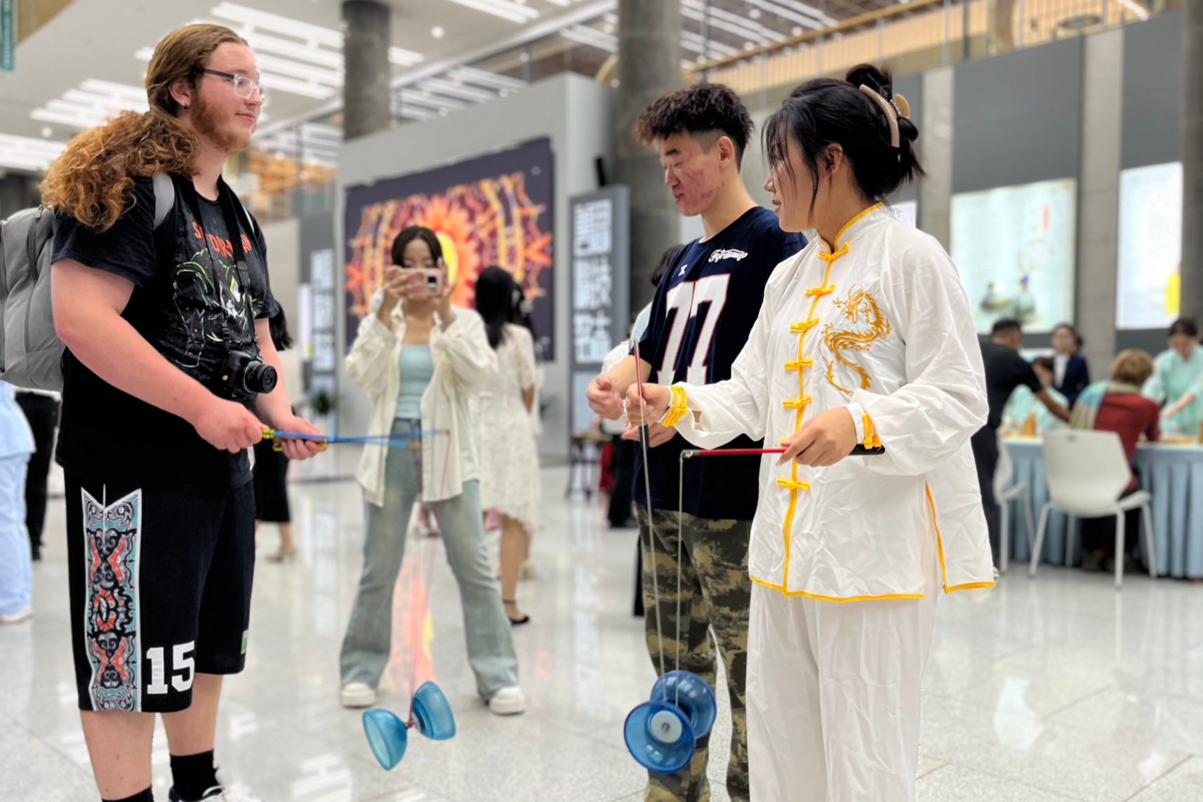 美國青少年“青春同行”華盛頓州代表團訪問淄博
